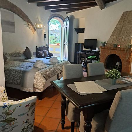 Monolocale Beatrice Abbadesse Guest House Milan Exterior photo